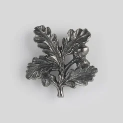 National Trust Oak Leaf Pin Badge New