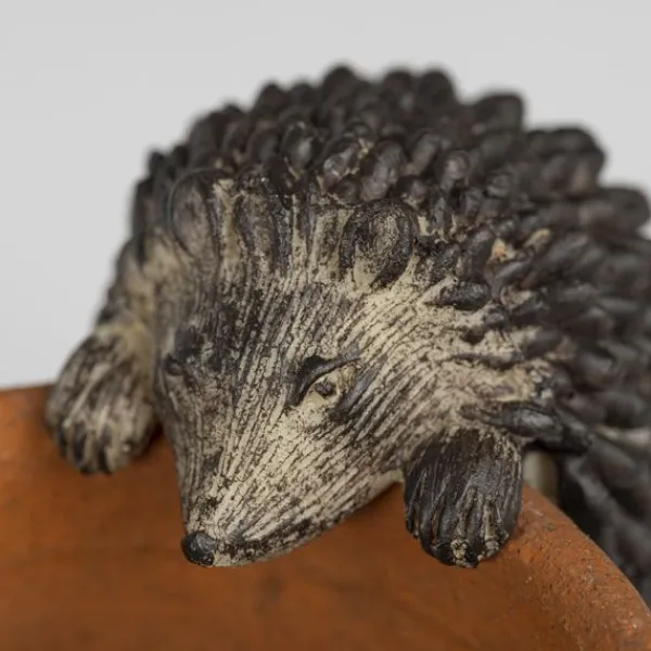 National Trust Pot Hanger, Hedgehog Hot