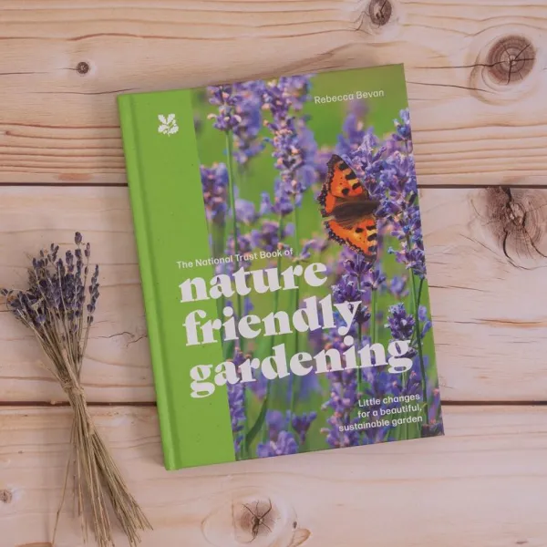 National Trust The Book of Nature Friendly Gardening Online