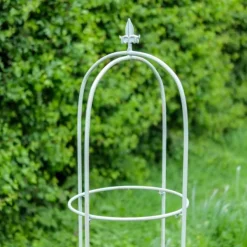 National Trust Vintage Green Obelisk, 1.5m Outlet